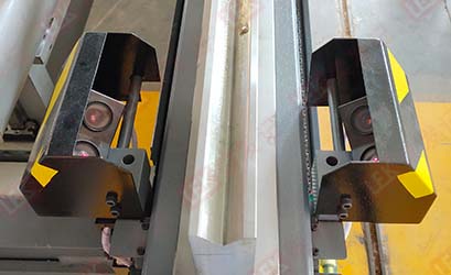 激光折弯角度检测